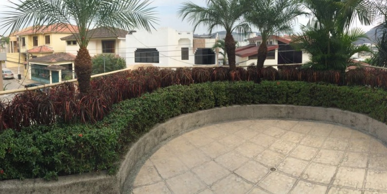Casa de Venta en Cumbre / Ceibos. GeoBienes - Casa en Venta en Cumbre / Ceibos Guayaquil - Plusvalia Guayaquil Casas de venta y alquiler Inmobiliaria Ecuador