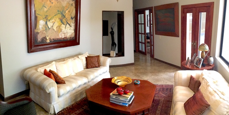 Casa de venta en Samborondón. Km. 5.5 oportunidad GeoBienes - Casa de venta en el Km 5.5 vía Samborondón. Exclusiva Urbanización - Plusvalia Guayaquil Casas de venta y alquiler Inmobiliaria Ecuador