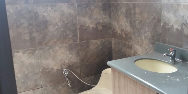 Casa en Venta en Villaclub , acabados de lujo GeoBienes - Casa de Venta en Villaclub, Samborondón. Con acabados de lujo y nueva tecnología en construcción - Plusvalia Guayaquil Casas de venta y alquiler Inmobiliaria Ecuador