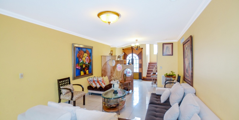 Casa en venta en Camino del Río sector vía a Samborondón GeoBienes - Casa en venta en Camino del Río vía a Samborondón - Plusvalia Guayaquil Casas de venta y alquiler Inmobiliaria Ecuador