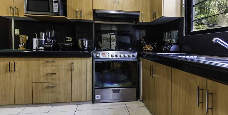 Casa en alquiler en Ceibos Real vía a la Costa GeoBienes - Casa en alquiler en Ceibos Real Los Ceibos - Guayaquil - Plusvalia Guayaquil Casas de venta y alquiler Inmobiliaria Ecuador