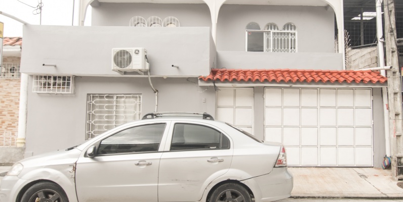 GeoBienes - Casa en alquiler en Colinas de la Alborada - Plusvalia Guayaquil Casas de venta y alquiler Inmobiliaria Ecuador