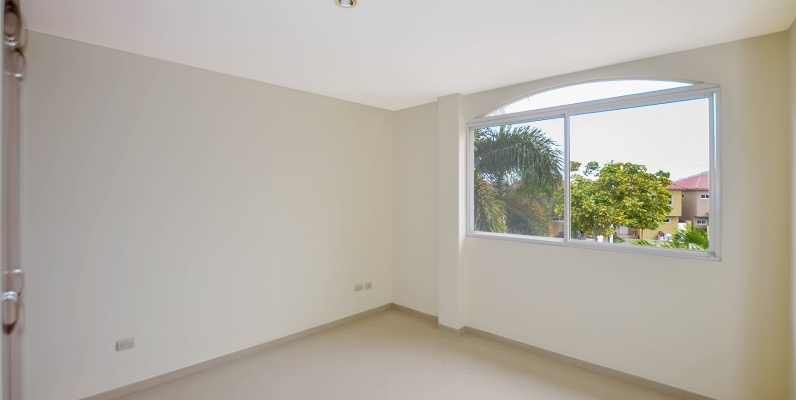 GeoBienes - Casa en alquiler en Portal al Sol Vía a la Costa Guayaquil - Plusvalia Guayaquil Casas de venta y alquiler Inmobiliaria Ecuador