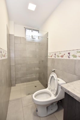 Casa en Alquiler en los Ceibos - Urbanización los Senderos GeoBienes - Casa en Alquiler en los Ceibos - Urbanización los Senderos - Plusvalia Guayaquil Casas de venta y alquiler Inmobiliaria Ecuador