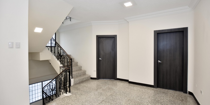 Casa en Alquiler en los Ceibos - Urbanización los Senderos GeoBienes - Casa en Alquiler en los Ceibos - Urbanización los Senderos - Plusvalia Guayaquil Casas de venta y alquiler Inmobiliaria Ecuador