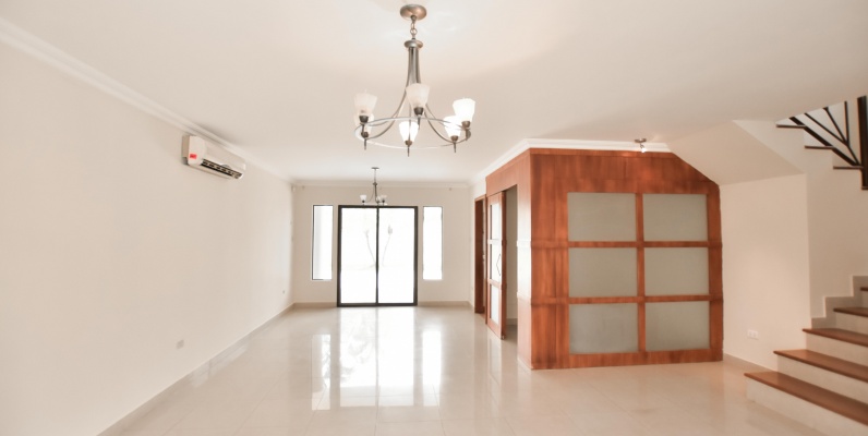 Casa en alquiler en Urb. Camino del Río, Vía Samborondón km3 GeoBienes - Casa en alquiler en Urb. Camino del Río, Vía Samborondón km3 - Plusvalia Guayaquil Casas de venta y alquiler Inmobiliaria Ecuador
