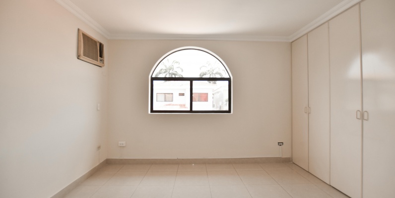 Casa en alquiler en Urb. Camino del Río, Vía Samborondón km3 GeoBienes - Casa en alquiler en Urb. Camino del Río, Vía Samborondón km3 - Plusvalia Guayaquil Casas de venta y alquiler Inmobiliaria Ecuador