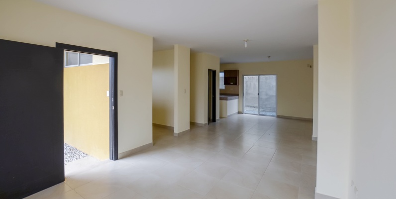 Casa en alquiler en urbanización Arboletta sector Vía a Daule GeoBienes - Casa en alquiler en urbanización Arboletta sector Vía a Daule - Plusvalia Guayaquil Casas de venta y alquiler Inmobiliaria Ecuador
