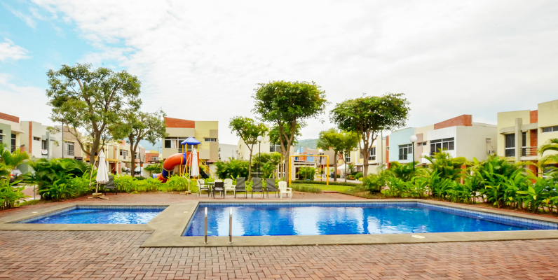 Casa en Alquiler en Urbanización Belo Horizonte sector Vía a la Costa GeoBienes - Casa en Alquiler en Urbanización Belo Horizonte sector Vía a la Costa - Plusvalia Guayaquil Casas de venta y alquiler Inmobiliaria Ecuador
