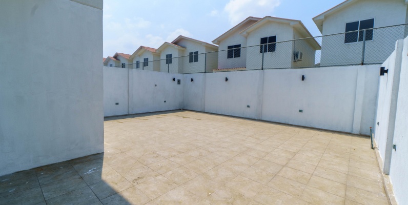 Casa en alquiler en Urbanización Casa Laguna, vía La Aurora. GeoBienes - Casa en alquiler en Urbanización Casa Laguna, vía La Aurora. - Plusvalia Guayaquil Casas de venta y alquiler Inmobiliaria Ecuador