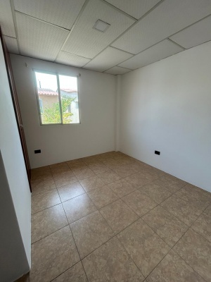 GeoBienes - Casa en alquiler en urbanización Metropolis, Etapa C, Guayaquil - Plusvalia Guayaquil Casas de venta y alquiler Inmobiliaria Ecuador