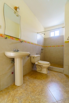 Casa en alquiler en Urbanización Portal al Sol, Vía a la Costa GeoBienes - Casa en alquiler en Urbanización Portal al Sol, Vía a la Costa - Plusvalia Guayaquil Casas de venta y alquiler Inmobiliaria Ecuador