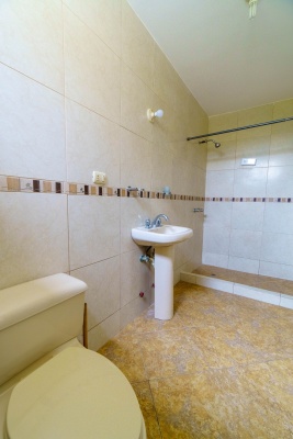 Casa en alquiler en Urbanización Portal al Sol, Vía a la Costa GeoBienes - Casa en alquiler en Urbanización Portal al Sol, Vía a la Costa - Plusvalia Guayaquil Casas de venta y alquiler Inmobiliaria Ecuador