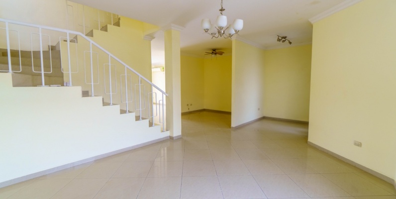 Casa en alquiler en Urbanización Portal al Sol, Vía a la Costa GeoBienes - Casa en alquiler en Urbanización Portal al Sol, Vía a la Costa - Plusvalia Guayaquil Casas de venta y alquiler Inmobiliaria Ecuador