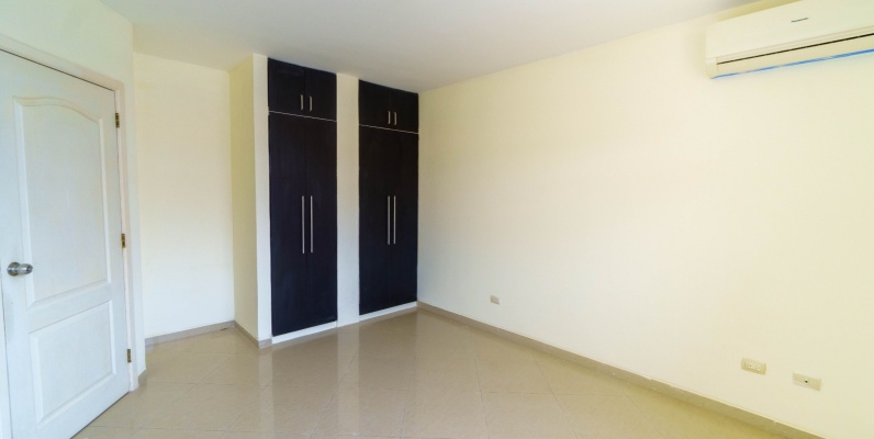 Casa en alquiler en Urbanización Portal al Sol, Vía a la Costa GeoBienes - Casa en alquiler en Urbanización Portal al Sol, Vía a la Costa - Plusvalia Guayaquil Casas de venta y alquiler Inmobiliaria Ecuador