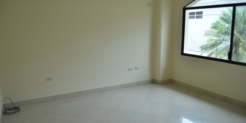 Casa en alquiler en urbanización Puerto Azul Via a la costa GeoBienes - Casa en alquiler en urbanización Puerto Azul Via a la costa - Plusvalia Guayaquil Casas de venta y alquiler Inmobiliaria Ecuador