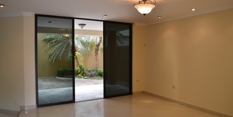 Casa en alquiler en urbanización Puerto Azul Via a la costa GeoBienes - Casa en alquiler en urbanización Puerto Azul Via a la costa - Plusvalia Guayaquil Casas de venta y alquiler Inmobiliaria Ecuador