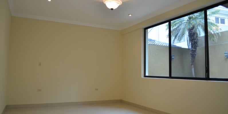 Casa en alquiler en urbanización Puerto Azul Via a la costa GeoBienes - Casa en alquiler en urbanización Puerto Azul Via a la costa - Plusvalia Guayaquil Casas de venta y alquiler Inmobiliaria Ecuador
