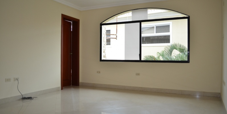 Casa en alquiler en urbanización Puerto Azul Via a la costa GeoBienes - Casa en alquiler en urbanización Puerto Azul Via a la costa - Plusvalia Guayaquil Casas de venta y alquiler Inmobiliaria Ecuador