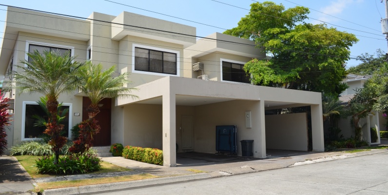 GeoBienes - Casa en alquiler en urbanización Rio Grande - Samborondon    - Plusvalia Guayaquil Casas de venta y alquiler Inmobiliaria Ecuador