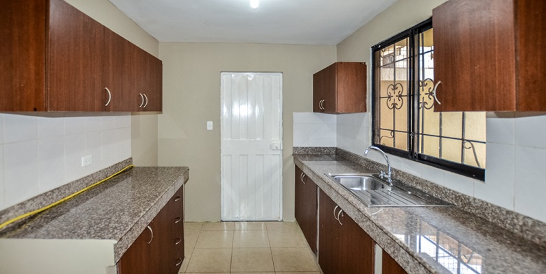 Casa en Alquiler en Urbanización San Antonio sector Vía Salitre GeoBienes - Casa en Alquiler en Urbanización San Antonio sector Vía Salitre - Plusvalia Guayaquil Casas de venta y alquiler Inmobiliaria Ecuador