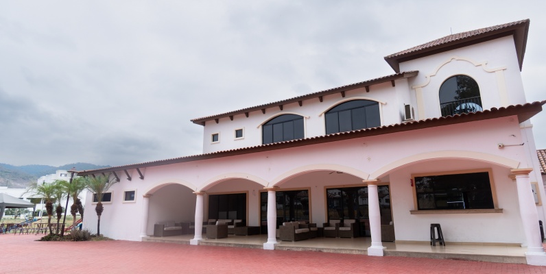 Casa en alquiler en Urbanización Terranostra, Vía a la Costa GeoBienes - Casa en alquiler en Urbanización Terranostra, Vía a la Costa - Plusvalia Guayaquil Casas de venta y alquiler Inmobiliaria Ecuador