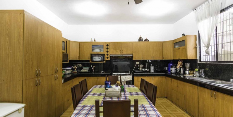 Casa en Alquiler en Urdesa, calle Cedros Norte de Guayaquil GeoBienes - Casa en Alquiler en Urdesa, calle Cedros Norte de Guayaquil - Plusvalia Guayaquil Casas de venta y alquiler Inmobiliaria Ecuador
