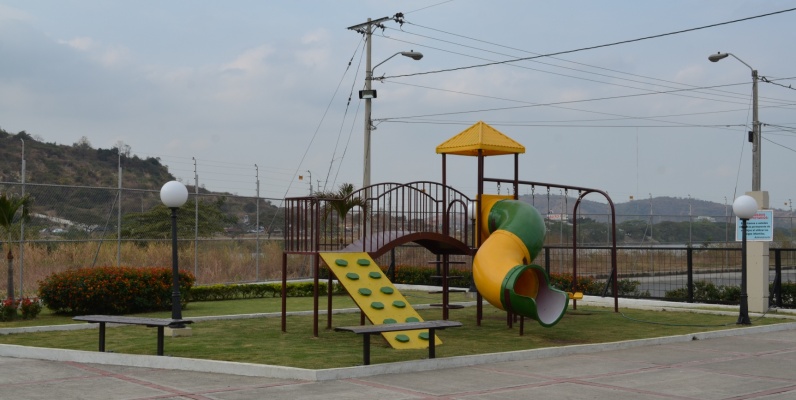 Casa en Alquiler Metrópolis II Autopista Terminal Terrestre Pascuales GeoBienes - Casa en Alquiler Metrópolis II Autopista Terminal Terrestre Pascuales - Plusvalia Guayaquil Casas de venta y alquiler Inmobiliaria Ecuador