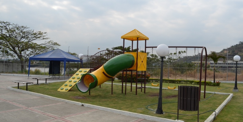 Casa en Alquiler Metrópolis II Autopista Terminal Terrestre Pascuales GeoBienes - Casa en Alquiler Metrópolis II Autopista Terminal Terrestre Pascuales - Plusvalia Guayaquil Casas de venta y alquiler Inmobiliaria Ecuador