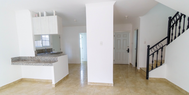 Casa en alquiler ubicada en Casa Laguna, Av. Febres Cordero. GeoBienes - Casa en alquiler ubicada en Casa Laguna, Av. Febres Cordero. - Plusvalia Guayaquil Casas de venta y alquiler Inmobiliaria Ecuador