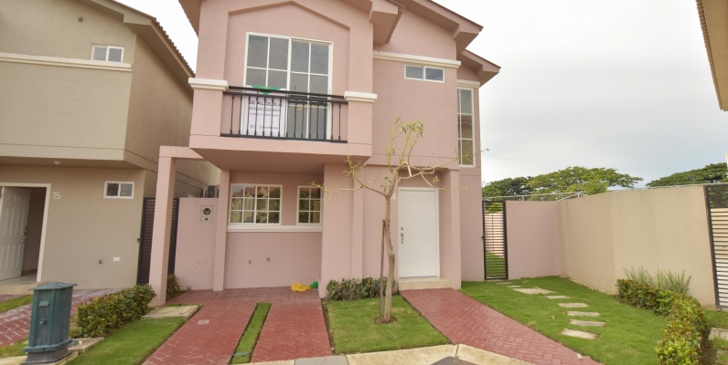 GeoBienes - Casa en alquiler ubicada en Casa Laguna Etapa Paradisa - Plusvalia Guayaquil Casas de venta y alquiler Inmobiliaria Ecuador