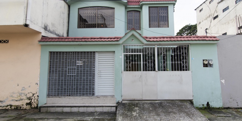 GeoBienes - Casa en alquiler ubicada en Guayacanes, Norte de Guayaquil - Plusvalia Guayaquil Casas de venta y alquiler Inmobiliaria Ecuador