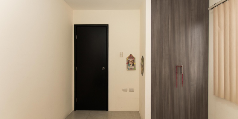 Casa en alquiler ubicada en la Urbanización La Rioja, Etapa Bolonia GeoBienes - Casa en alquiler ubicada en la Urbanización La Rioja, Etapa Bolonia - Plusvalia Guayaquil Casas de venta y alquiler Inmobiliaria Ecuador