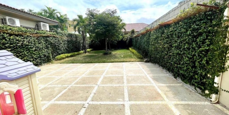 Casa en alquiler ubicada en la Urbanización Portofino, Vía a la Costa GeoBienes - Casa en alquiler ubicada en la Urbanización Portofino, Vía a la Costa - Plusvalia Guayaquil Casas de venta y alquiler Inmobiliaria Ecuador