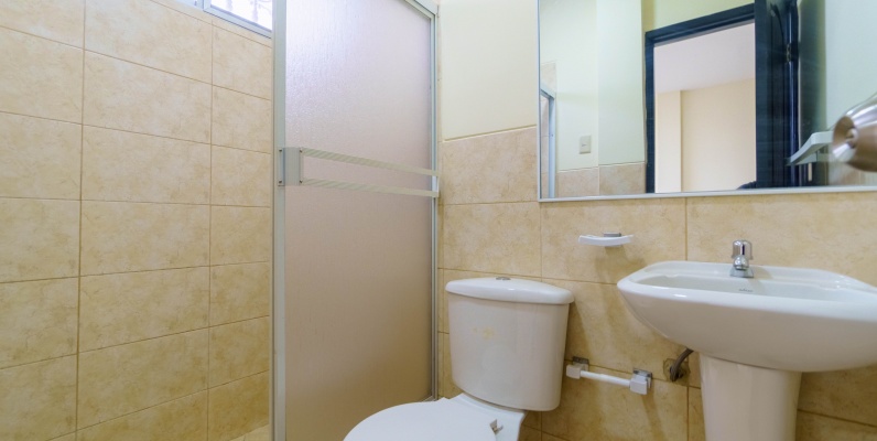 Casa en alquiler ubicada en Urb. Villa Italia, Etapa Génova GeoBienes - Casa en alquiler ubicada en Urb. Villa Italia, Etapa Génova - Plusvalia Guayaquil Casas de venta y alquiler Inmobiliaria Ecuador