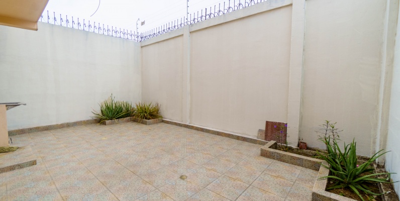 Casa en alquiler ubicada en Urb. Villa Italia, Etapa Génova GeoBienes - Casa en alquiler ubicada en Urb. Villa Italia, Etapa Génova - Plusvalia Guayaquil Casas de venta y alquiler Inmobiliaria Ecuador