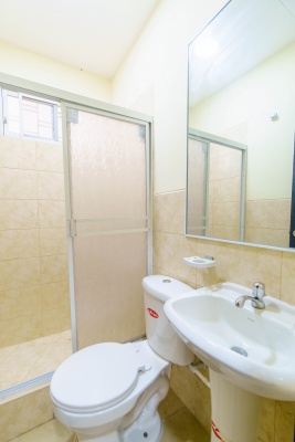 Casa en alquiler ubicada en Urb. Villa Italia, Etapa Génova GeoBienes - Casa en alquiler ubicada en Urb. Villa Italia, Etapa Génova - Plusvalia Guayaquil Casas de venta y alquiler Inmobiliaria Ecuador