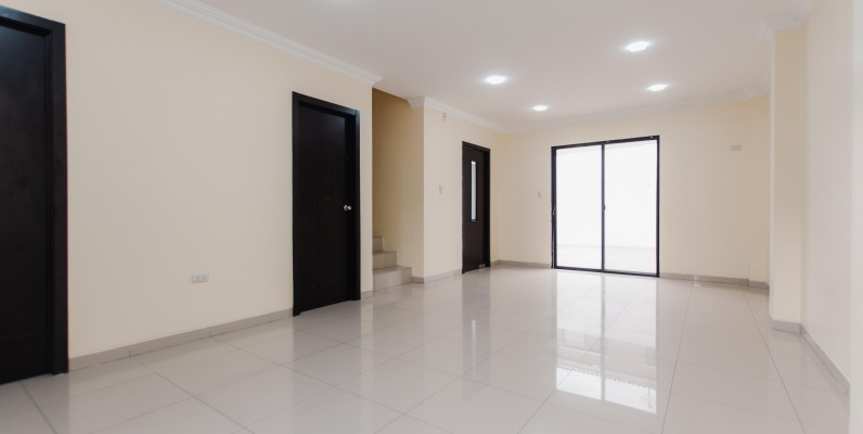 Casa en alquiler ubicada en Urbanización La Romareda, av. Narcisa de Jesús GeoBienes - Casa en alquiler ubicada en Urbanización La Romareda, av. Narcisa de Jesús - Plusvalia Guayaquil Casas de venta y alquiler Inmobiliaria Ecuador