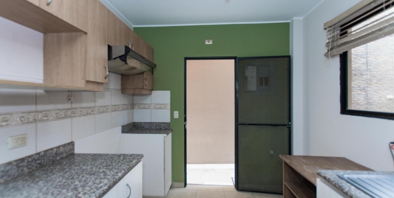 Casa en alquiler ubicada en urbanización Plaza Madeira via Aurora, Samborondón GeoBienes - Casa en alquiler ubicada en Urbanización Plaza Madeira Via Aurora, Samborondón - Plusvalia Guayaquil Casas de venta y alquiler Inmobiliaria Ecuador