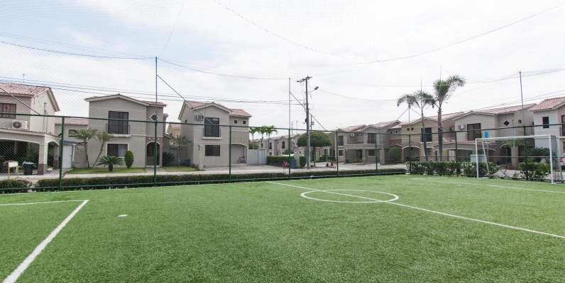 Casa en alquiler ubicada en urbanización Plaza Madeira via Aurora, Samborondón GeoBienes - Casa en alquiler ubicada en Urbanización Plaza Madeira Via Aurora, Samborondón - Plusvalia Guayaquil Casas de venta y alquiler Inmobiliaria Ecuador