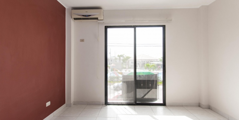 Casa en alquiler ubicada en urbanización Plaza Madeira via Aurora, Samborondón GeoBienes - Casa en alquiler ubicada en Urbanización Plaza Madeira Via Aurora, Samborondón - Plusvalia Guayaquil Casas de venta y alquiler Inmobiliaria Ecuador