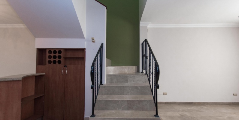 Casa en alquiler ubicada en urbanización Plaza Madeira via Aurora, Samborondón GeoBienes - Casa en alquiler ubicada en Urbanización Plaza Madeira Via Aurora, Samborondón - Plusvalia Guayaquil Casas de venta y alquiler Inmobiliaria Ecuador