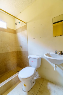 Casa en alquiler ubicada en Villas del Rey Etapa Felipe, Vía Daule GeoBienes - Casa en alquiler ubicada en Villas del Rey Etapa Felipe, Vía Daule - Plusvalia Guayaquil Casas de venta y alquiler Inmobiliaria Ecuador