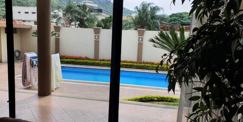 Casa en alquiler ubicado en Ciudadela Olympus, Ceibos GeoBienes - Casa en alquiler ubicado en Ciudadela Olympus, Ceibos - Plusvalia Guayaquil Casas de venta y alquiler Inmobiliaria Ecuador