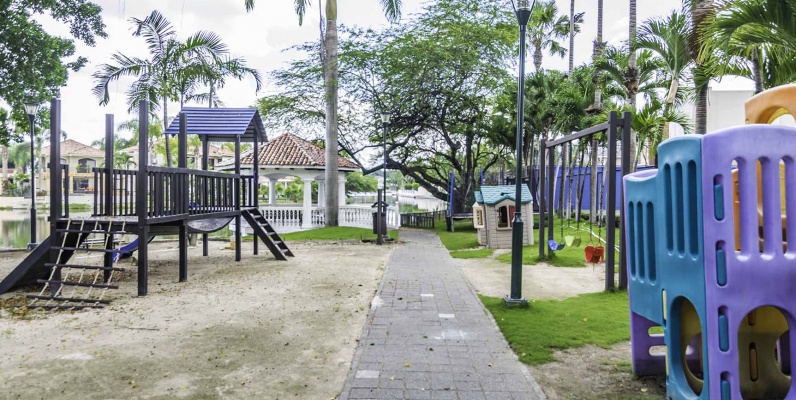 Casa en alquiler Urb. Laguna Club, Vía a la Costa GeoBienes - Casa en alquiler en Urbanización Laguna Club Vía a la Costa - Plusvalia Guayaquil Casas de venta y alquiler Inmobiliaria Ecuador