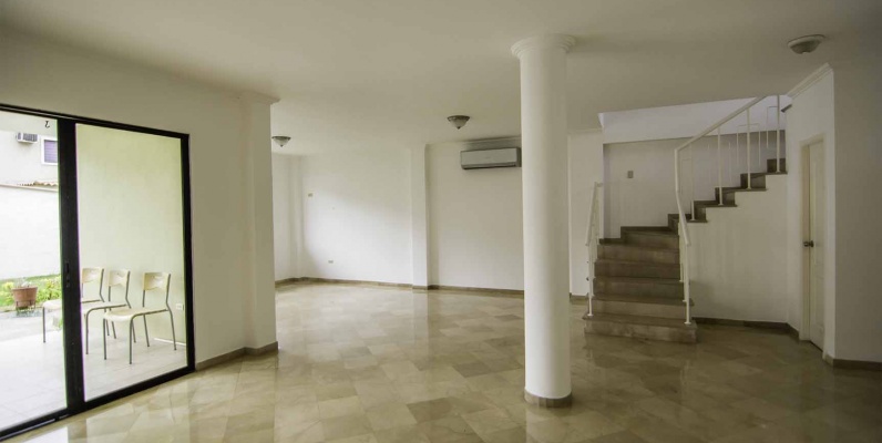 Casa en alquiler Urb. Vía al Sol, Vía a la Costa GeoBienes - Casa en alquiler Urb. Vía al Sol, Vía a la Costa - Plusvalia Guayaquil Casas de venta y alquiler Inmobiliaria Ecuador