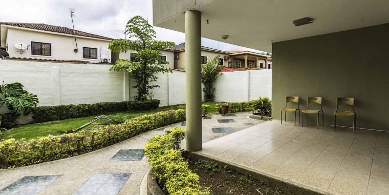 GeoBienes - Casa en alquiler Urb. Vía al Sol, Vía a la Costa - Plusvalia Guayaquil Casas de venta y alquiler Inmobiliaria Ecuador