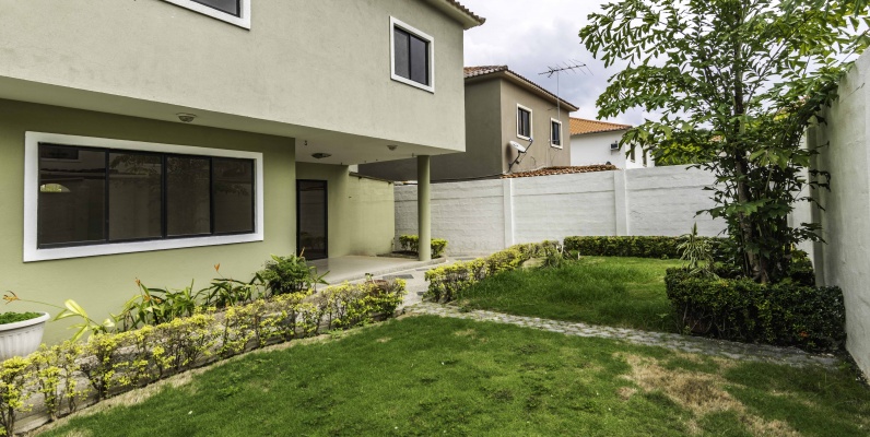 Casa en alquiler Urb. Vía al Sol, Vía a la Costa GeoBienes - Casa en alquiler Urb. Vía al Sol, Vía a la Costa - Plusvalia Guayaquil Casas de venta y alquiler Inmobiliaria Ecuador
