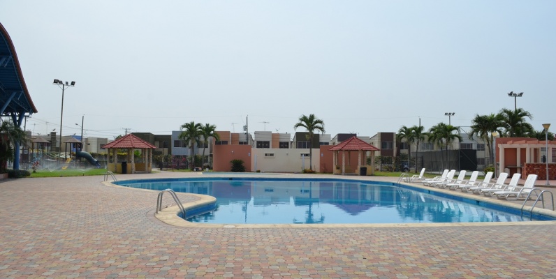 Casa en Alquiler urbanización Cataluña vía Salitre - Samborondon GeoBienes - Casa en Alquiler urbanización Cataluña vía Salitre - Samborondon - Plusvalia Guayaquil Casas de venta y alquiler Inmobiliaria Ecuador