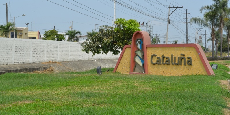 Casa en Alquiler urbanización Cataluña vía Salitre - Samborondon GeoBienes - Casa en Alquiler urbanización Cataluña vía Salitre - Samborondon - Plusvalia Guayaquil Casas de venta y alquiler Inmobiliaria Ecuador